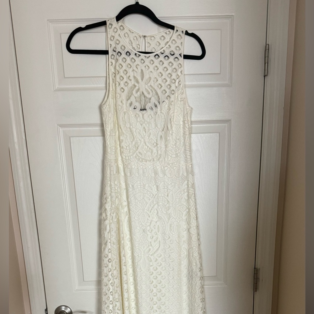 Vera Wang gorgeous dress size 4